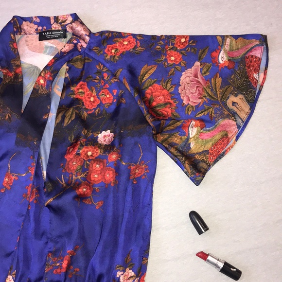 BLOUSE/BODY blue Flower Print 💐🍃🌿 - Picture 2 of 8